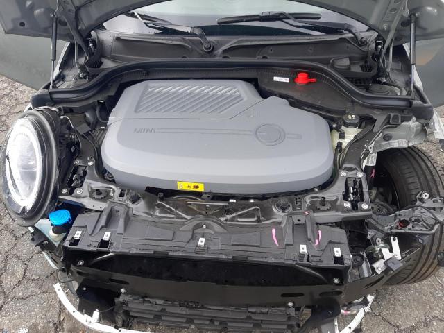 Photo 11 from auction – 2023 MINI COOPER SE with VIN WMW13DJ02P2T39498