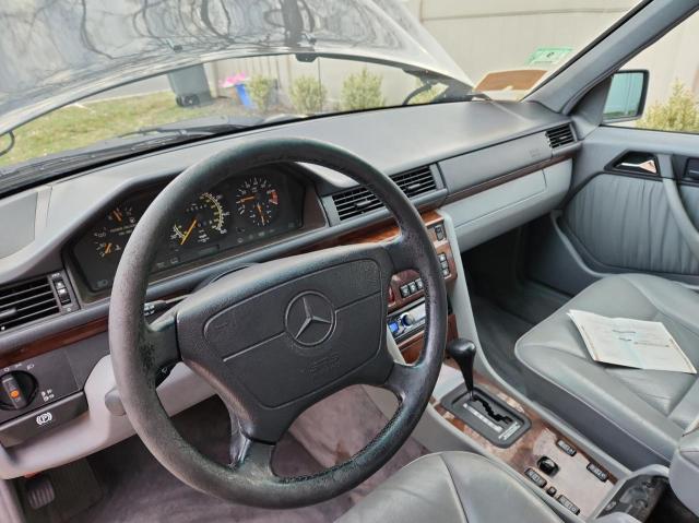 Photo 9 from auction – 1994 MERCEDES-BENZ E 420 with VIN WDBEA34E3RC083816