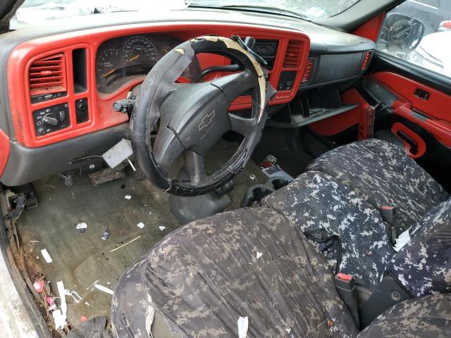 Photo 8 from auction – 2004 CHEVROLET SILVERADO with VIN 1GCHK29U24E212275