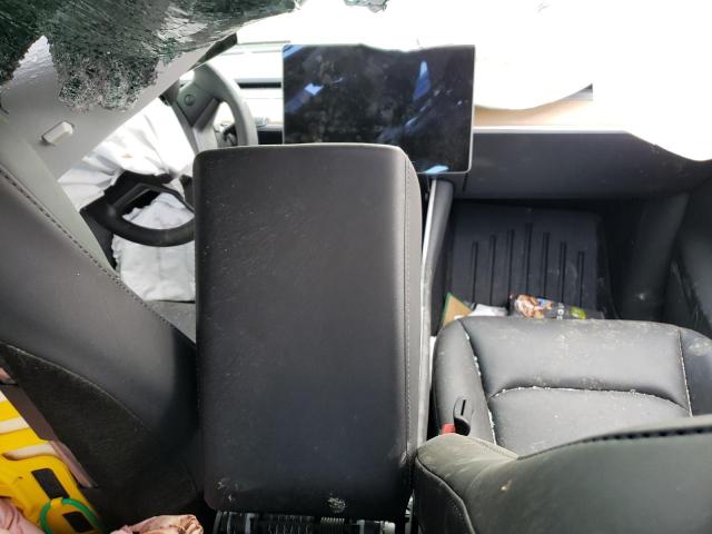 Photo 8 from auction – 2020 TESLA MODEL Y with VIN 5YJYGDEE1LF015459