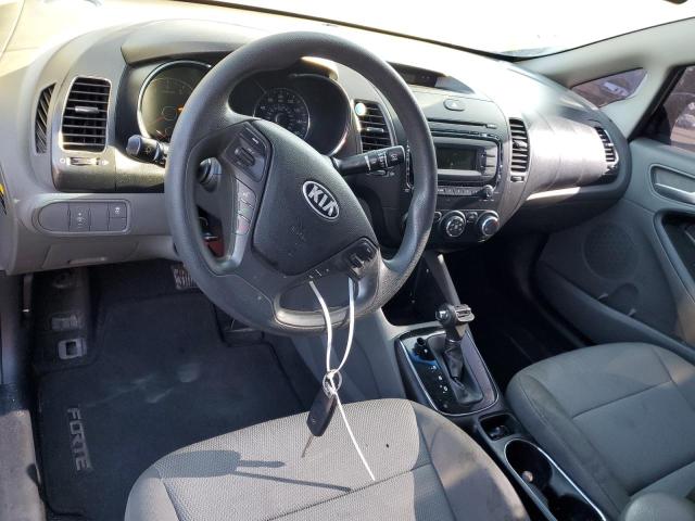 Photo 8 from auction – 2017 KIA FORTE LX with VIN 3KPFK4A71HE108976