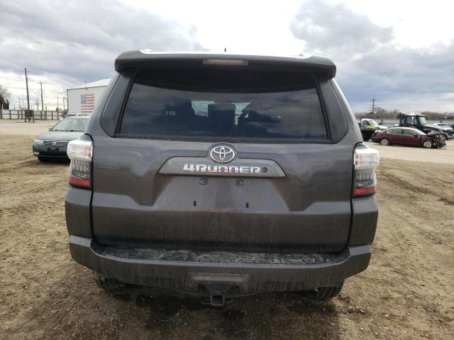 Photo 6 from auction – 2018 TOYOTA 4RUNNER SR with VIN JTEBU5JR7J5504794