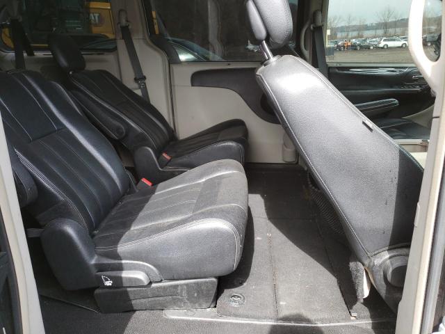 Photo 10 from auction – 2014 CHRYSLER TOWN & COU with VIN 2C4RC1BG9ER277306