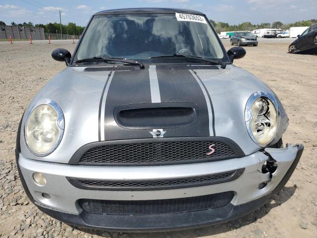 Photo 5 from auction – 2005 MINI COOPER S with VIN WMWRE33585TD99697