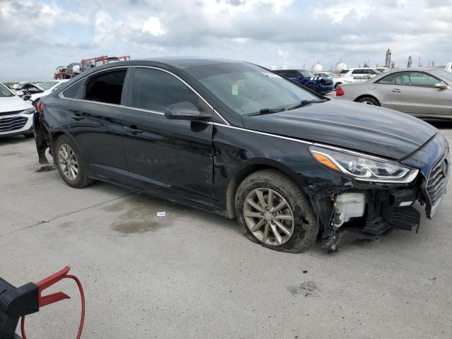 Photo 4 from auction – 2019 HYUNDAI SONATA SE with VIN 5NPE24AF4KH756706
