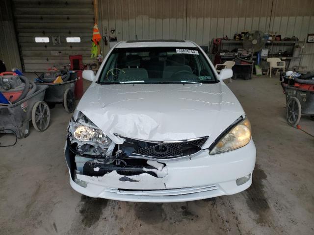Photo 5 from auction – 2005 TOYOTA CAMRY LE with VIN 4T1BE30K85U606106