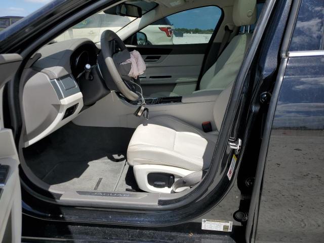 Photo 7 from auction – 2018 JAGUAR XF PREMIUM with VIN SAJBD4FX7JCY55692