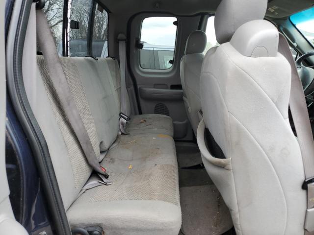 Photo 10 from auction – 2004 FORD F-150 HERI with VIN 2FTRX18W34CA21568