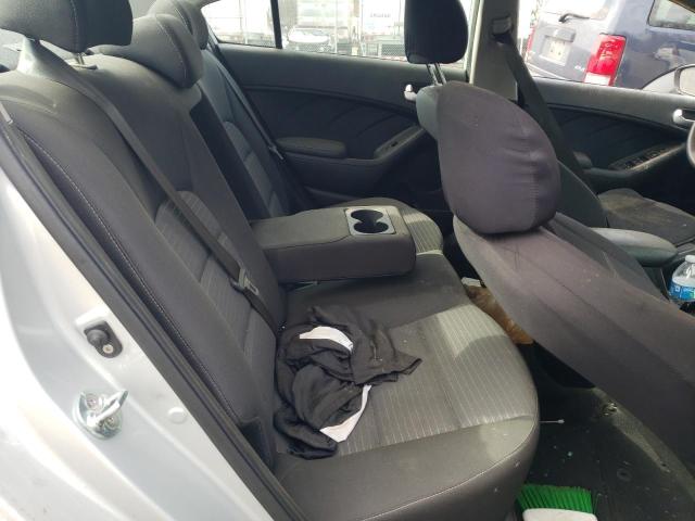 Photo 10 from auction – 2017 KIA FORTE LX with VIN 3KPFL4A7XHE072024