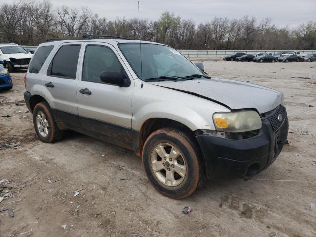 Photo 4 from auction – 2005 FORD ESCAPE XLT with VIN 1FMYU03115KA58413