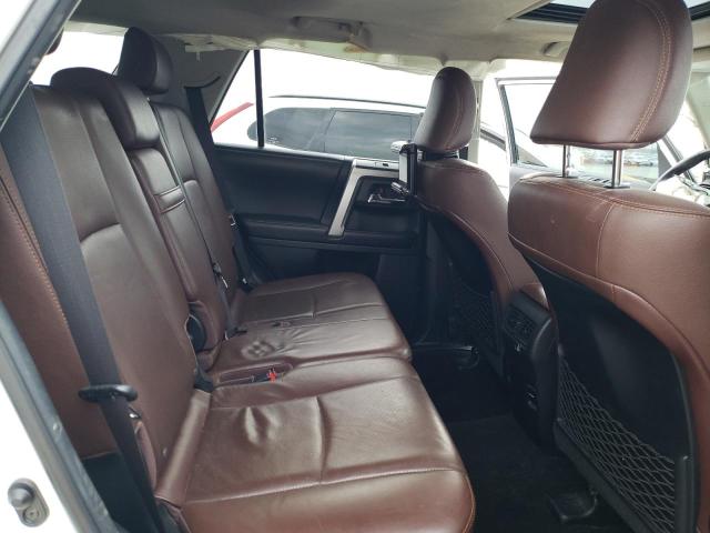 Photo 11 from auction – 2016 TOYOTA 4RUNNER SR with VIN JTEBU5JR9G5346449