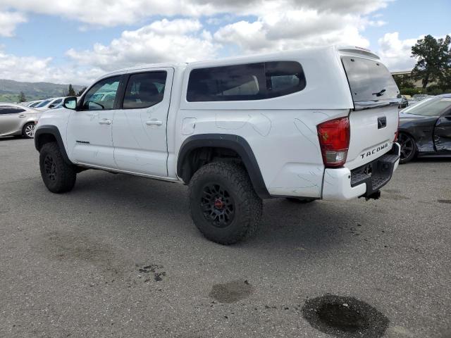 Photo 2 from auction – 2017 TOYOTA TACOMA DOU with VIN 3TMCZ5AN8HM117232