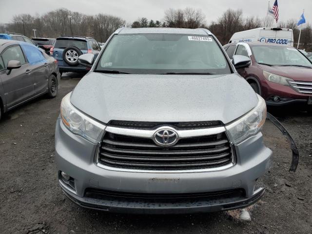 Photo 5 from auction – 2016 TOYOTA HIGHLANDER with VIN 5TDJKRFH7GS227192