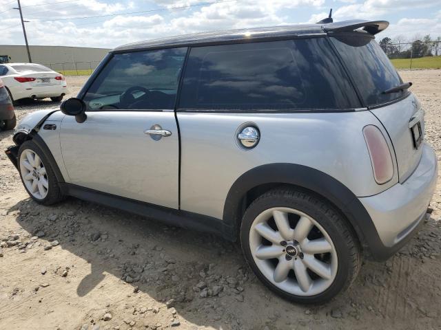 Photo 2 from auction – 2005 MINI COOPER S with VIN WMWRE33585TD99697