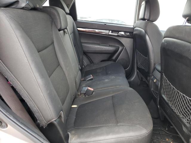 Photo 11 from auction – 2014 KIA SORENTO LX with VIN 5XYKT4A63EG465979