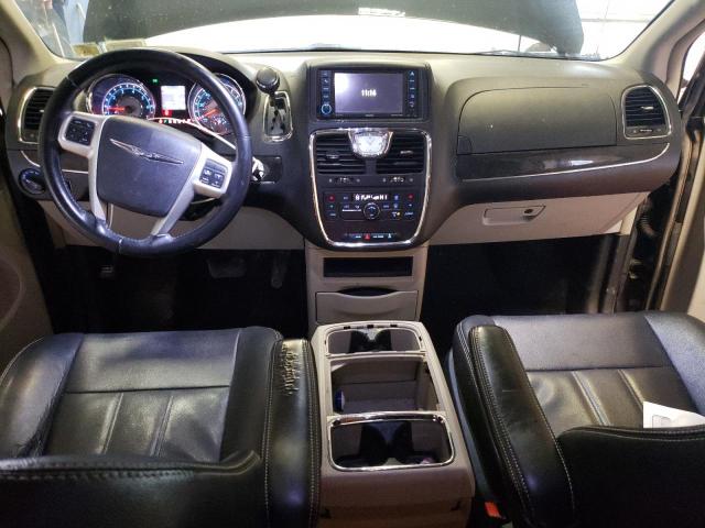 Photo 8 from auction – 2016 CHRYSLER TOWN & COU with VIN 2C4RC1BG7GR297704