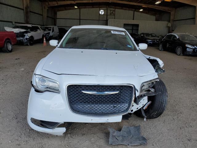 Photo 5 from auction – 2015 CHRYSLER 300 LIMITE with VIN 2C3CCAAG3FH763189