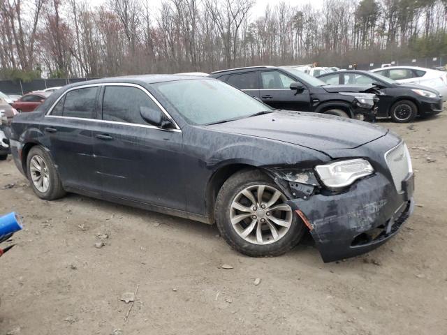 Photo 4 from auction – 2016 CHRYSLER 300 LIMITE with VIN 2C3CCAAG0GH182251