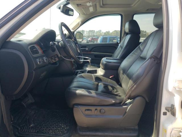 Photo 7 from auction – 2010 CHEVROLET AVALANCHE with VIN 3GNVKFE01AG277613