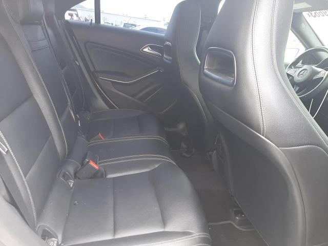 Photo 10 from auction – 2019 MERCEDES-BENZ CLA 250 with VIN WDDSJ4EB2KN717504