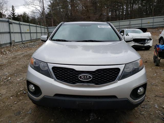 Photo 5 from auction – 2011 KIA SORENTO EX with VIN 5XYKUDA29BG005022