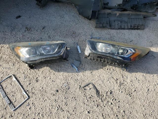 Photo 13 from auction – 2018 FORD ESCAPE SE with VIN 1FMCU0GD7JUA22206
