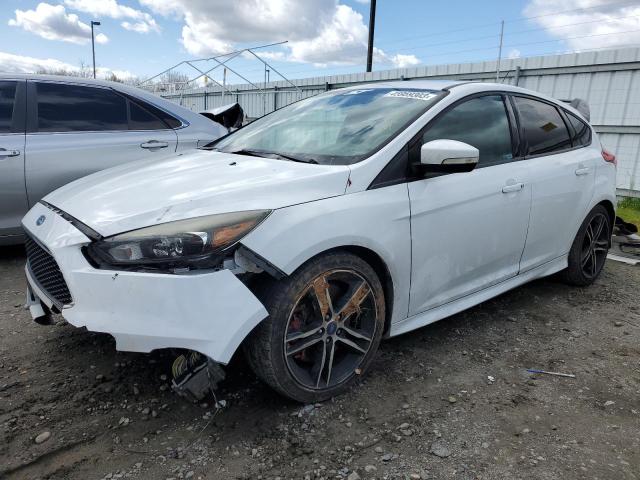 FORD FOCUS ST 2015 with VIN 1FADP3L92FL380612 - Photo from auction
