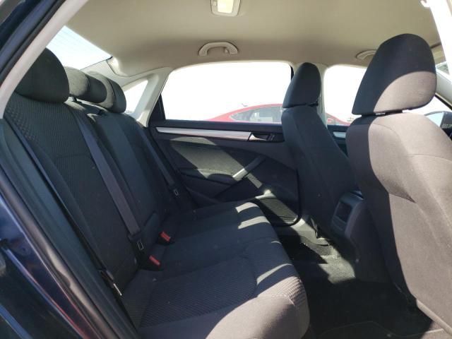 Photo 10 from auction – 2013 VOLKSWAGEN PASSAT S with VIN 1VWAP7A32DC136696