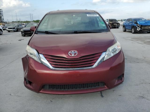Photo 5 from auction – 2016 TOYOTA SIENNA LE with VIN 5TDKK3DC4GS726430