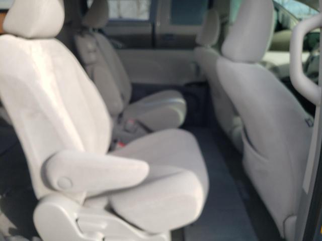 Photo 11 from auction – 2014 TOYOTA SIENNA LE with VIN 5TDKK3DCXES415257