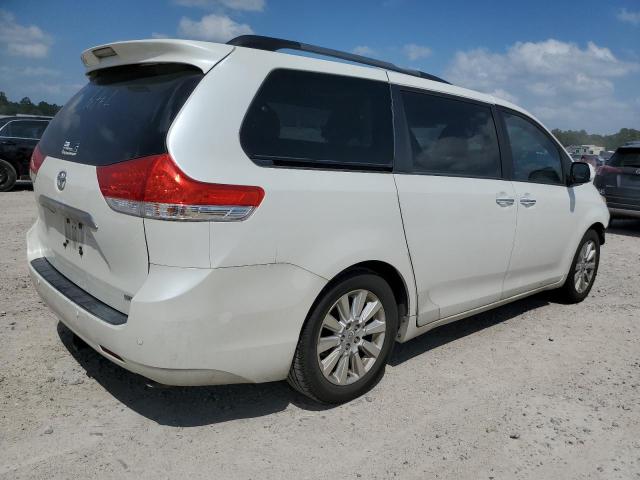 Photo 3 from auction – 2012 TOYOTA SIENNA XLE with VIN 5TDYK3DC3CS186962