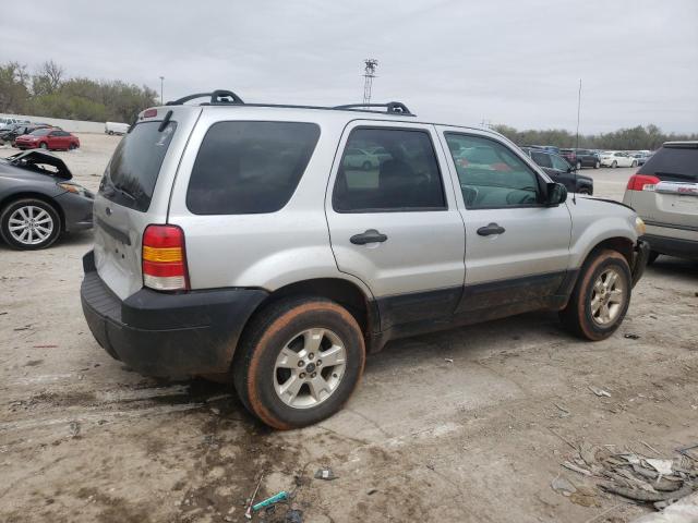 Photo 3 from auction – 2005 FORD ESCAPE XLT with VIN 1FMYU03115KA58413