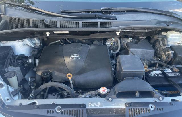 Photo 7 from auction – 2020 TOYOTA SIENNA LE with VIN 5TDJZ3DC0LS233118