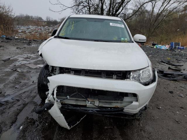 Photo 5 from auction – 2014 MITSUBISHI OUTLANDER with VIN JA4AZ3A32EZ014144
