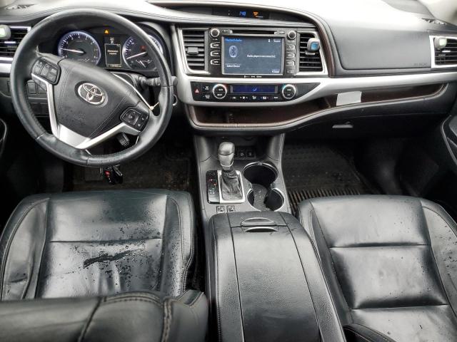 Foto 8 de la subasta – 2016 TOYOTA HIGHLANDER con VIN 5TDJKRFH9GS248772