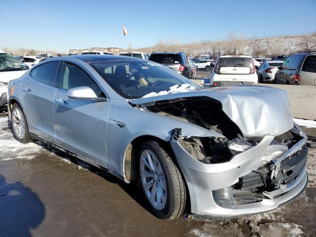 Photo 4 from auction – 2015 TESLA MODEL S with VIN 5YJSA1E2XFF112126