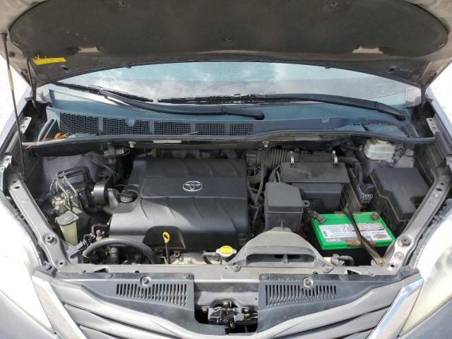 Photo 11 from auction – 2011 TOYOTA SIENNA XLE with VIN 5TDYK3DC6BS042840