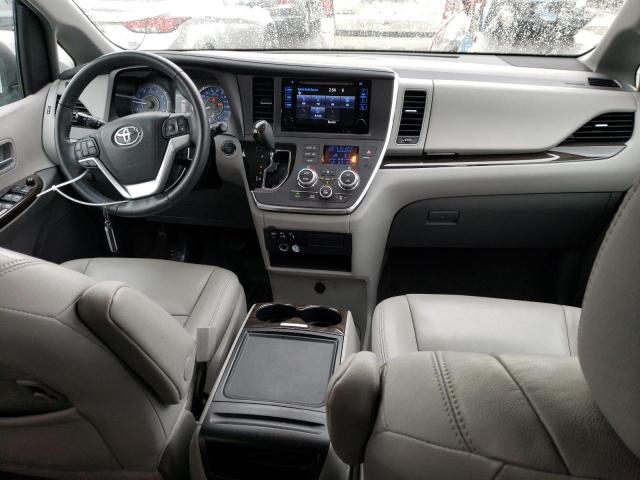 Photo 8 from auction – 2017 TOYOTA SIENNA XLE with VIN 5TDDZ3DC2HS156627