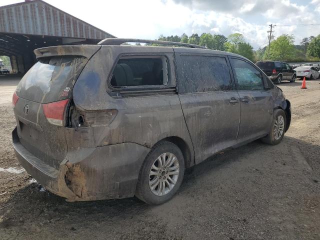 Photo 3 from auction – 2013 TOYOTA SIENNA XLE with VIN 5TDYK3DCXDS293122