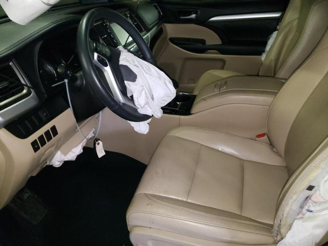 Photo 7 from auction – 2016 TOYOTA HIGHLANDER with VIN 5TDJKRFH3GS271299
