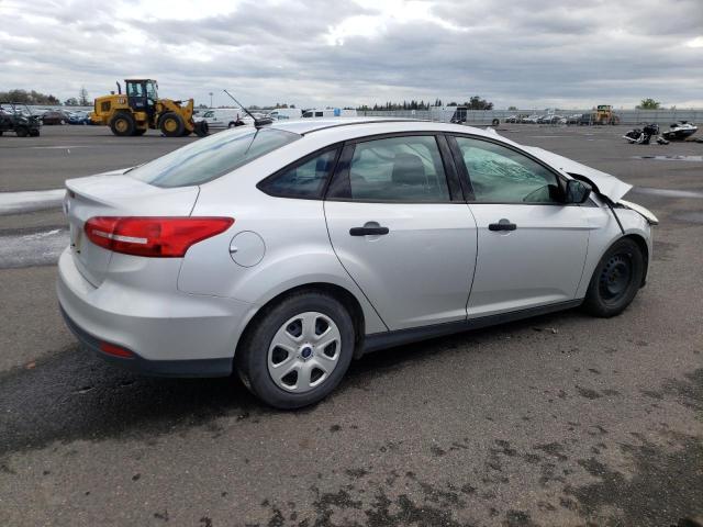 Photo 3 from auction – 2015 FORD FOCUS S with VIN 1FADP3E22FL241693
