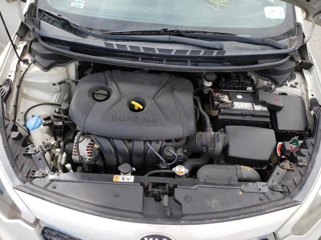 Photo 11 from auction – 2014 KIA FORTE LX with VIN KNAFK4A66E5182342