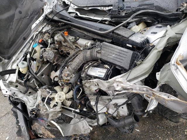 Photo 11 from auction – 2004 HONDA ACCORD EX with VIN JHMCM568X4C030833