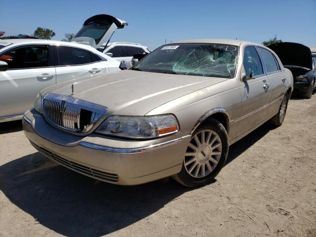 Photo 1 from auction – 2004 LINCOLN TOWN CAR E with VIN 1LNHM81W04Y603736