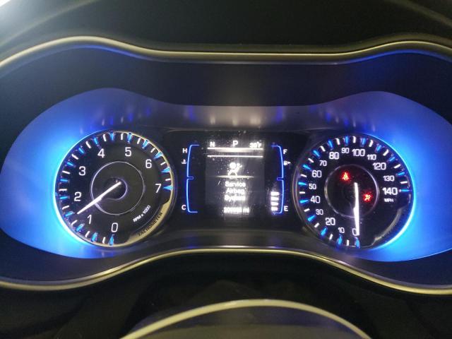 Photo 9 from auction – 2015 CHRYSLER 200 LIMITE with VIN 1C3CCCAB5FN677308