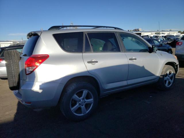 Zdjęcie 3 z aukcji – 2007 TOYOTA RAV4 z VIN JTMBD33V975084788
