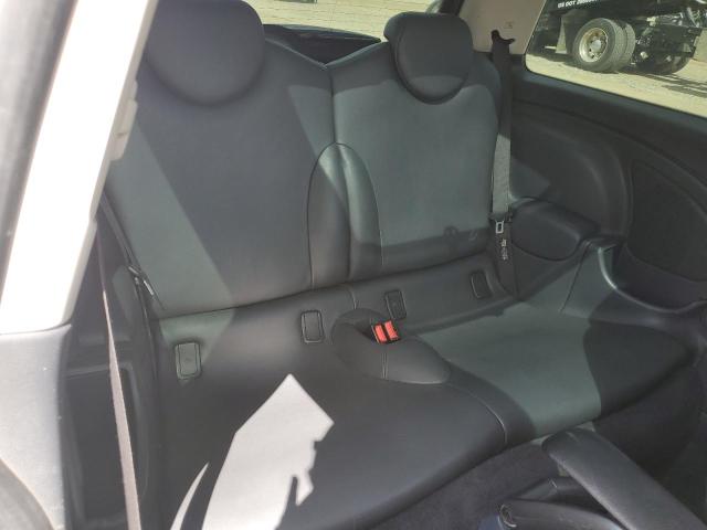 Photo 10 from auction – 2005 MINI COOPER S with VIN WMWRE33585TD99697