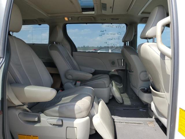 Photo 11 from auction – 2012 TOYOTA SIENNA XLE with VIN 5TDYK3DC3CS186962