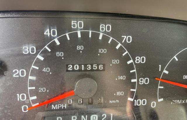 Photo 8 from auction – 2000 FORD EXCURSION with VIN 1FMSU41F8YEA95957