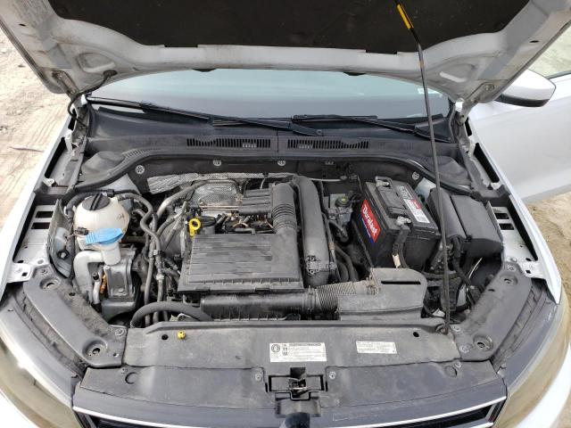 Photo 11 from auction – 2017 VOLKSWAGEN JETTA S with VIN 3VW2B7AJ3HM393985